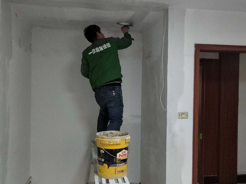 貴陽墻面裝修如何省錢，貴陽墻面開裂維修時要注意什么