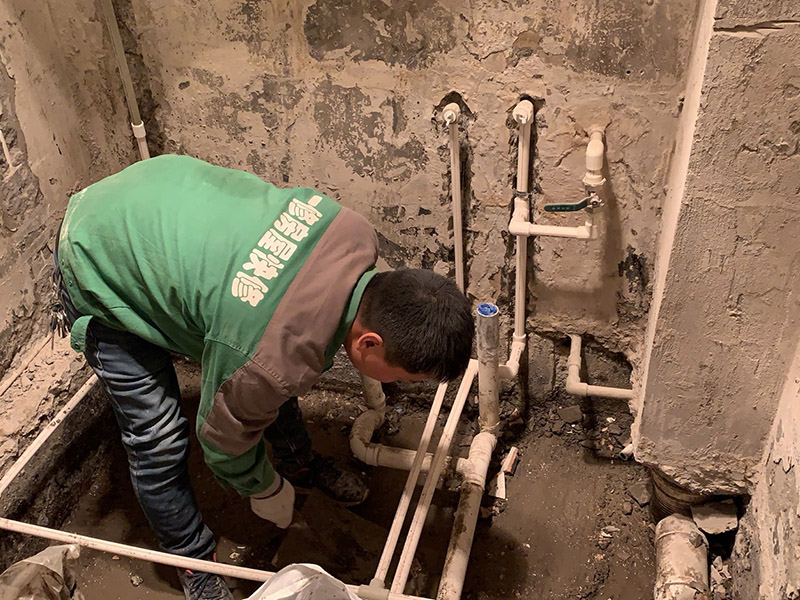 株洲建筑防水如何收費(fèi)，頂樓漏水維修施工技巧