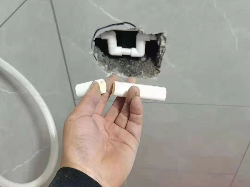 上海家庭水管漏水維修，上海室內(nèi)水管修理，上海廚衛(wèi)水管漏水處理
