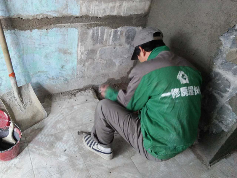 成都外墻怎么判斷有沒有滲水，成都外墻滲水怎么維修