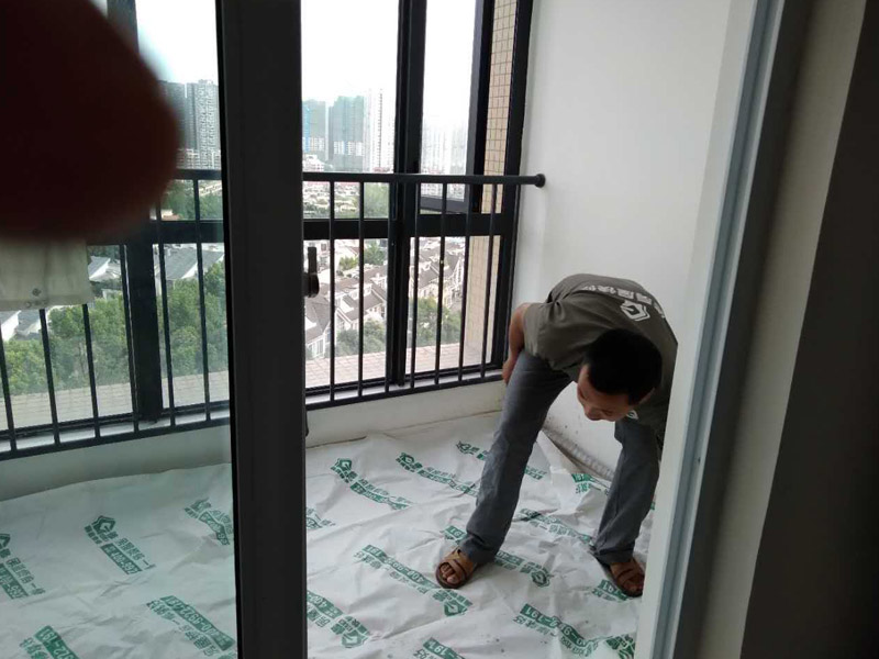 天津刷墻師傅多少錢一平方，天津刷墻師傅施工注意事項