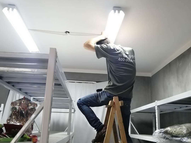 北京家庭裝修水電走天還是走地好，聽(tīng)聽(tīng)專業(yè)水電工的建議
