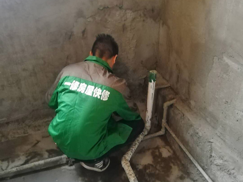衛(wèi)生間漏水怎么查找漏水點(diǎn)，上海衛(wèi)生間漏水專業(yè)維修該找誰(shuí)