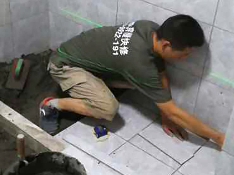 廚房衛(wèi)生間漏水怎么辦，有經(jīng)驗的重慶裝修公司這樣建議
