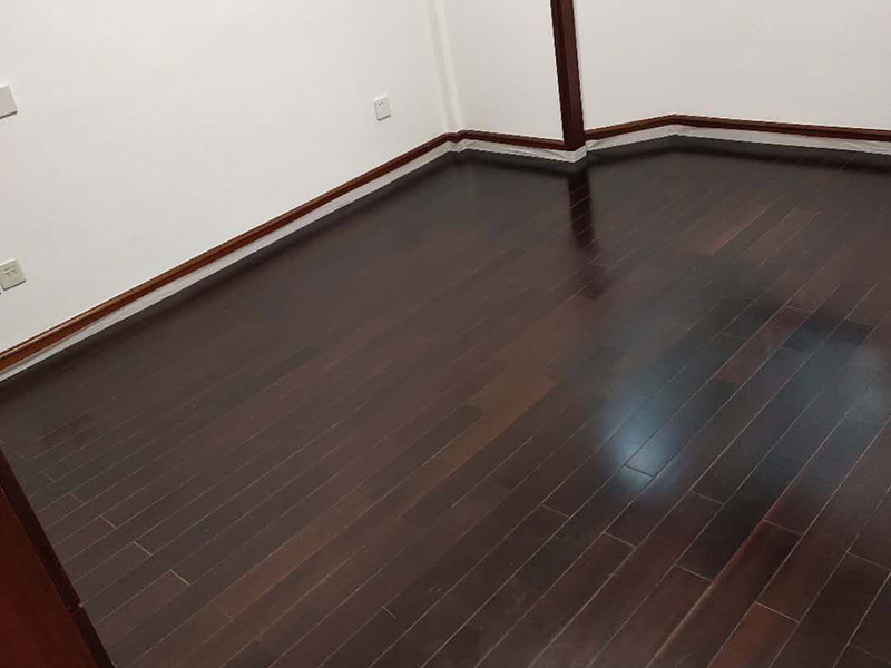濟(jì)南木地板損壞嚴(yán)重需要更換，維修前需