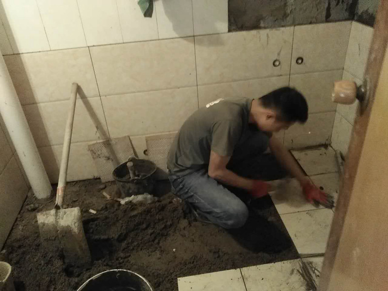 杭州裝修貼磚人工多少錢一平方，杭州裝