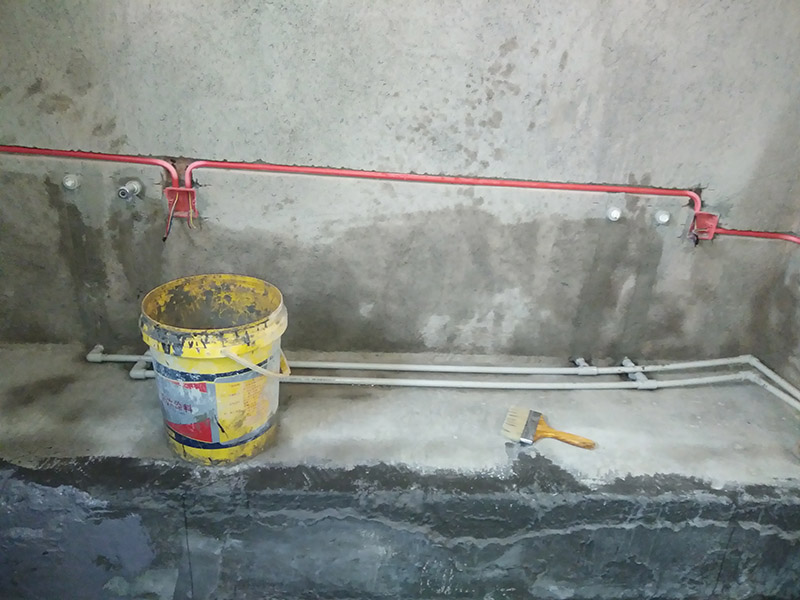 廁所地板磚縫隙滲水該怎么辦，廁所地板