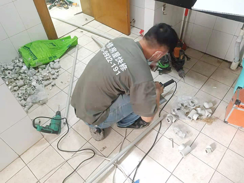 武漢修水電的師傅在施工中，常見的幾個(gè)