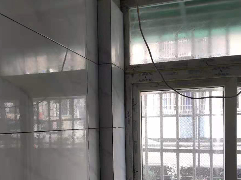 石家莊陽臺(tái)安裝玻璃窗多少錢一平方？