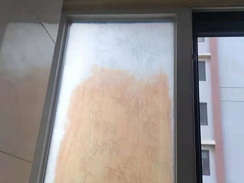 鄭州陽臺(tái)安裝玻璃窗多少錢一平方？陽臺(tái)