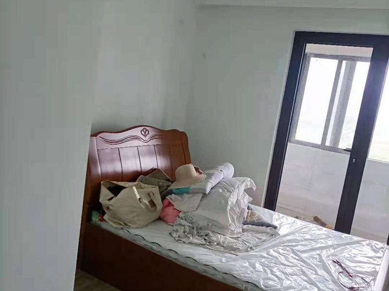 墻面瓷磚不拆如何翻新？廣州荔灣區(qū)墻磚