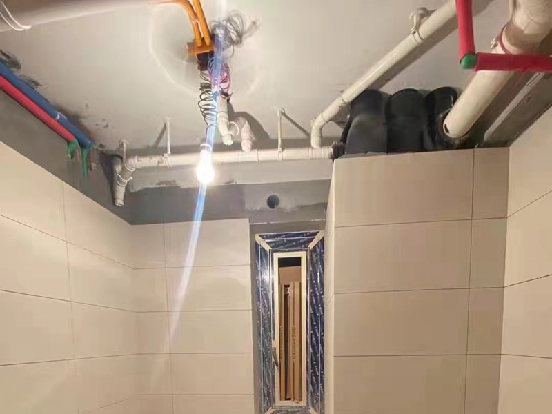 六樓外墻水管漏水怎么維修？外墻排水管
