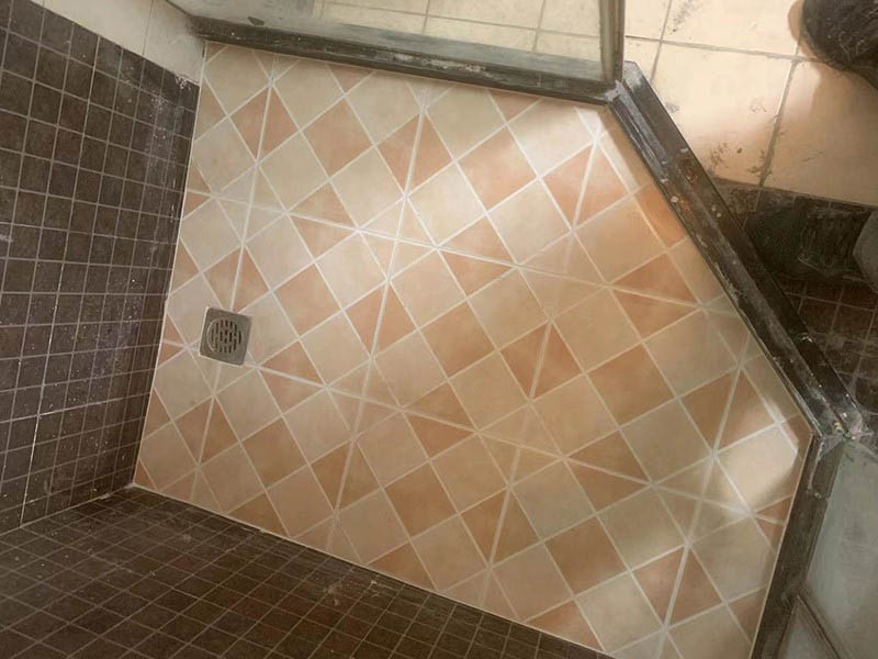 衛(wèi)生間地磚縫隙漏水怎么辦？