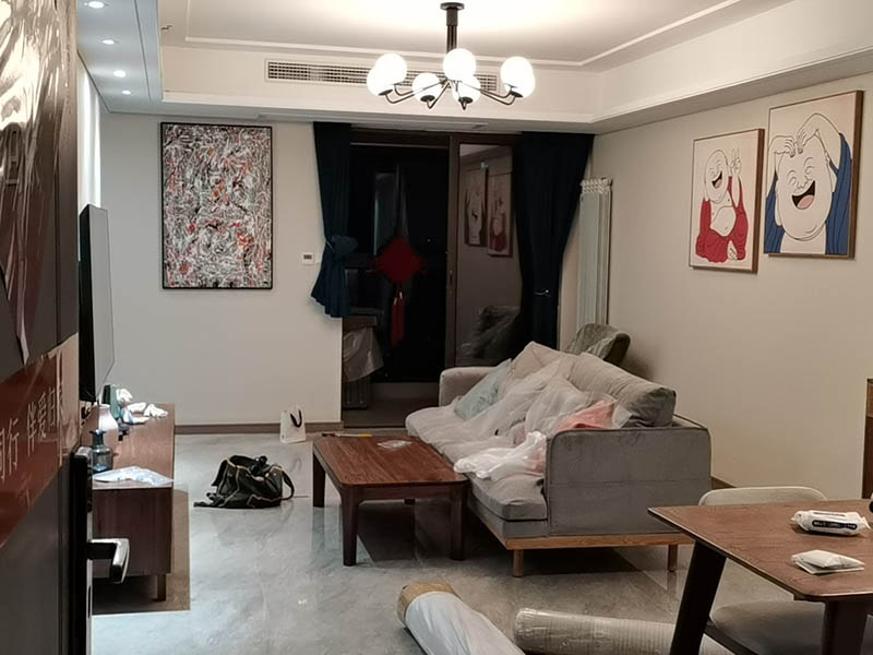 閣樓是什么？城市內(nèi)的小區(qū)屋頂能裝修閣